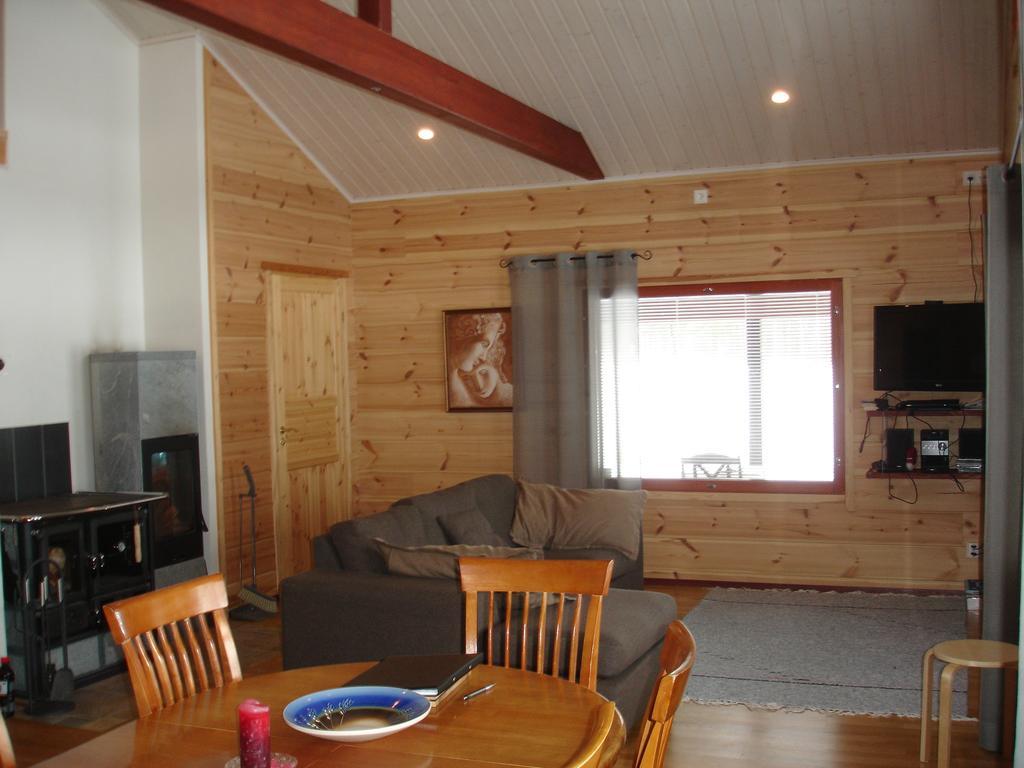 Aamuruskon Ukkola Cottage Sirkkakoski Extérieur photo